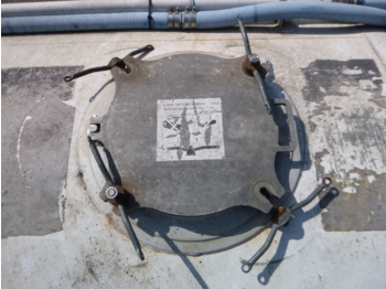 Επικαθήμενο βυτίο για τη μεταφορά λεύρι Feldbinder Powder tank alu 63 m3 / 1 comp (tipping): φωτογραφία 5
