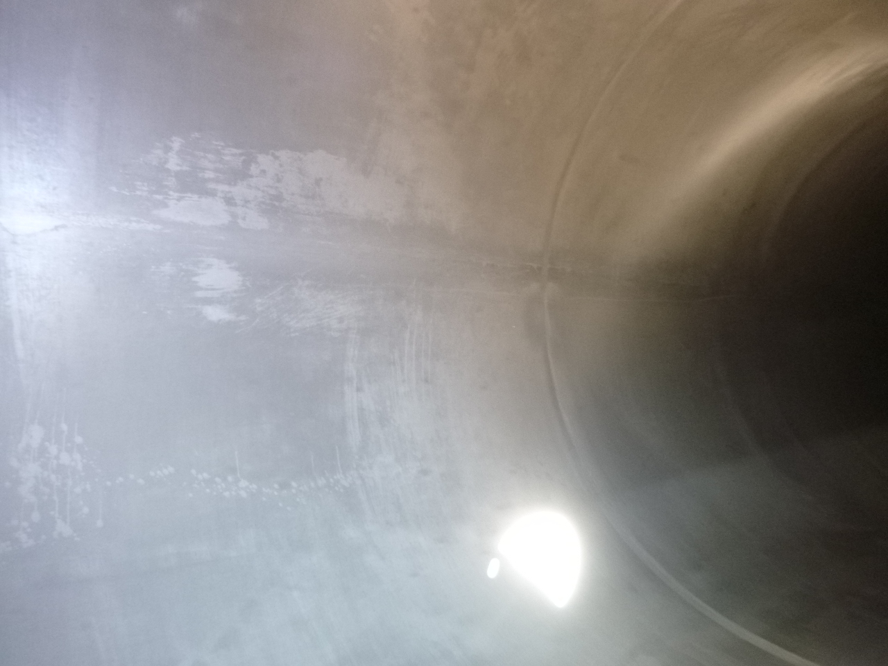 Επικαθήμενο βυτίο για τη μεταφορά λεύρι Feldbinder Powder tank alu 63 m3 / 1 comp (tipping): φωτογραφία 17