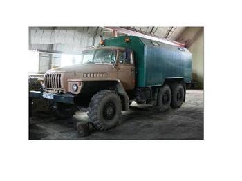 URAL 5557 - Φορτηγό κόφα